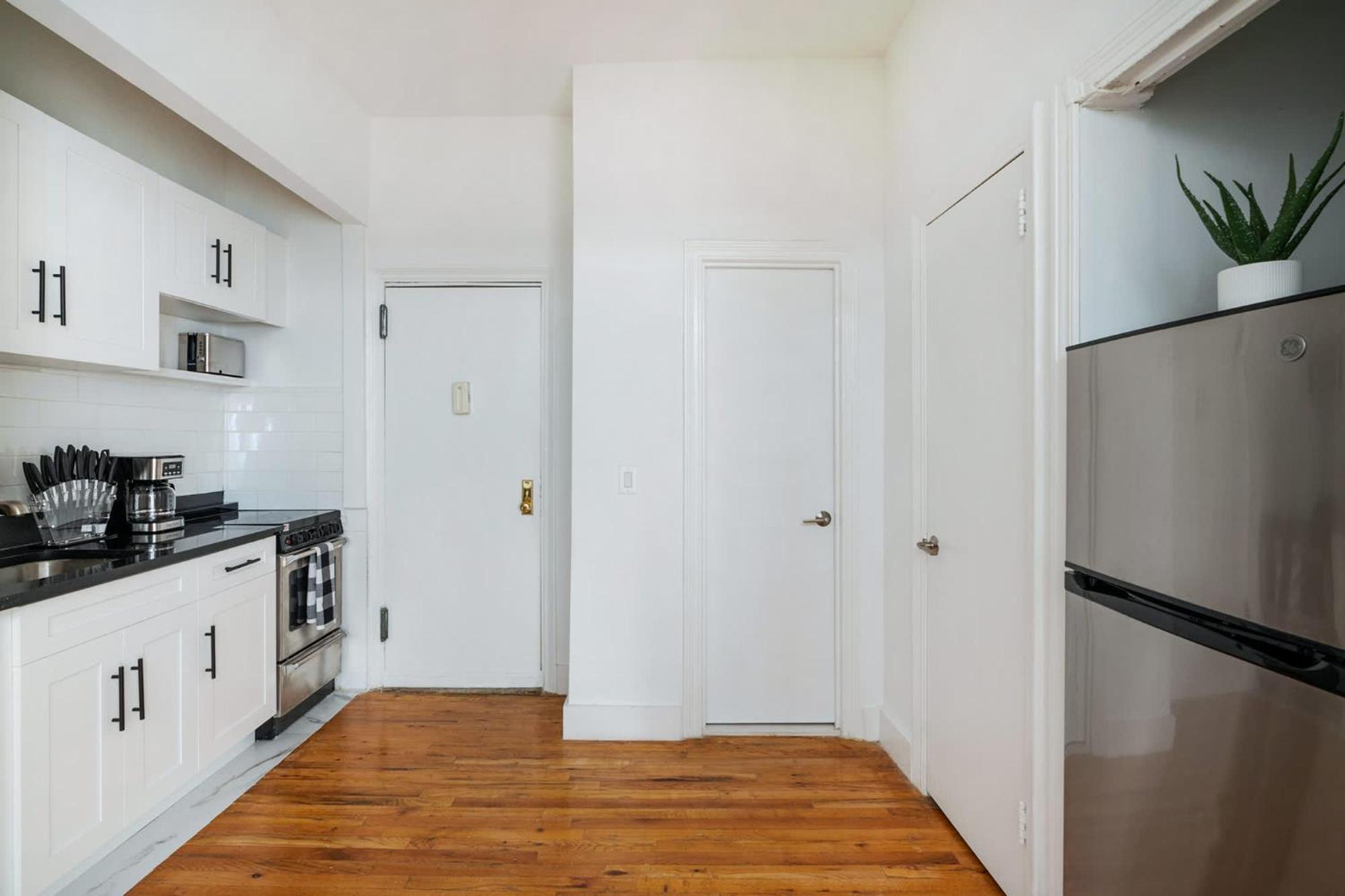 444-1a Beautiful 1br Midtown West * New York